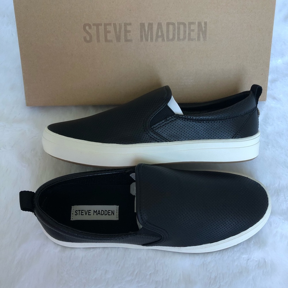 Steve Madden Daxon Sneaker